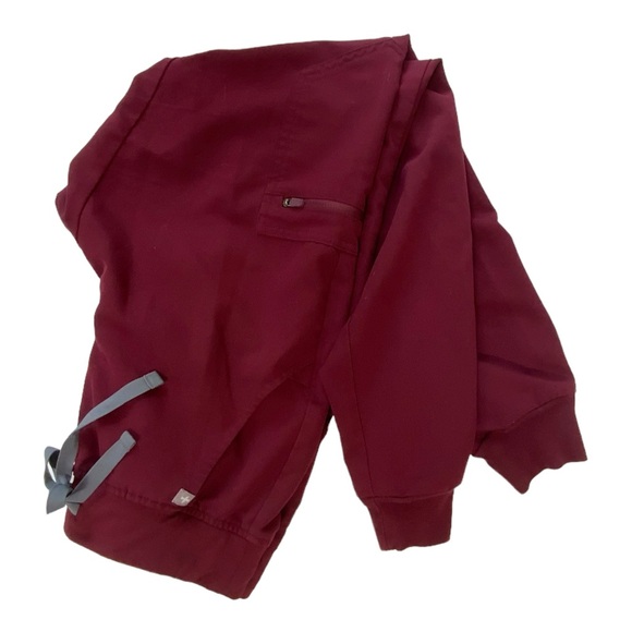 COPY - Figs Technical Collection Scrub Bottoms Pants Burgandy \ XS - Picture 1 of 5